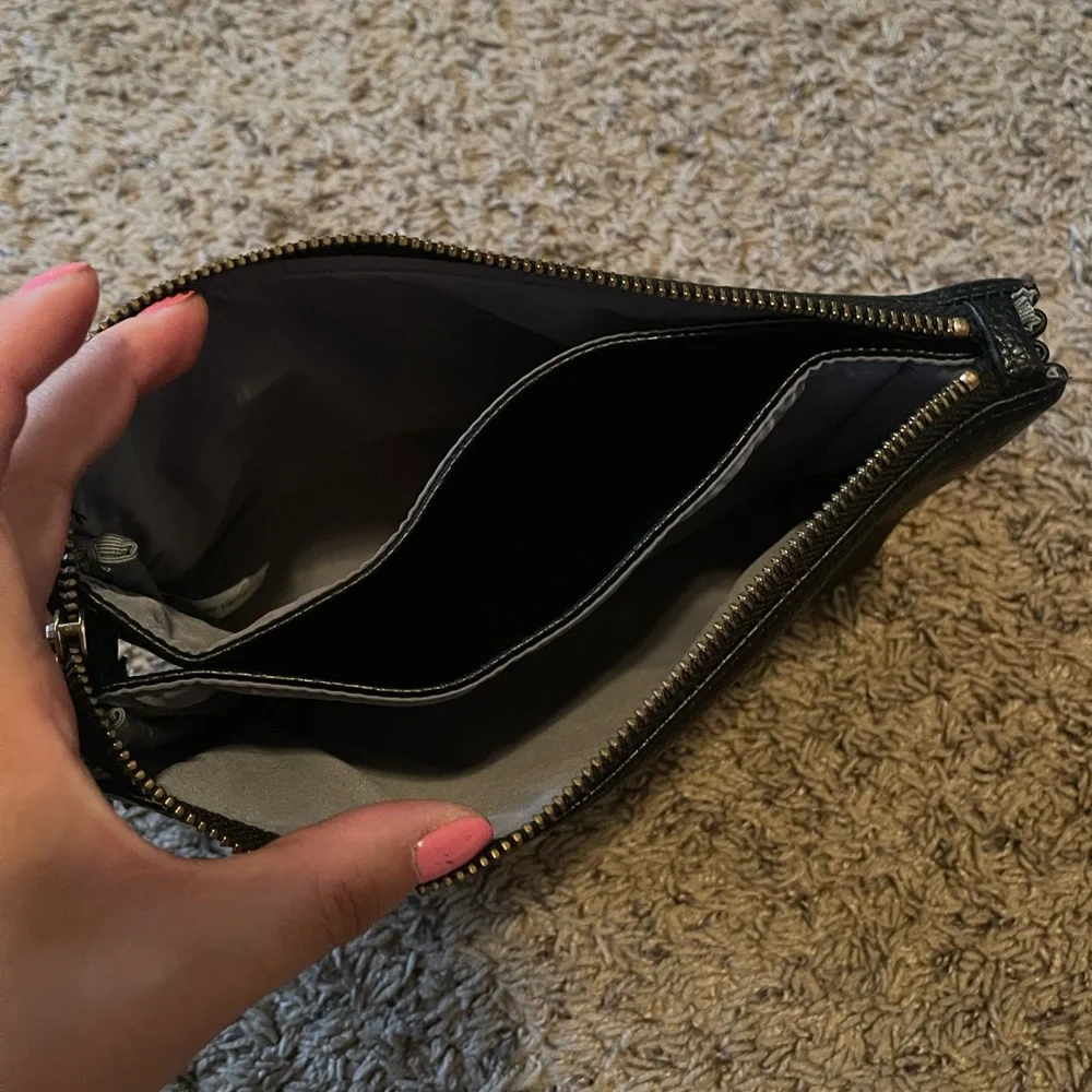 Freshly Picked Ebony Classic Zip Pouch